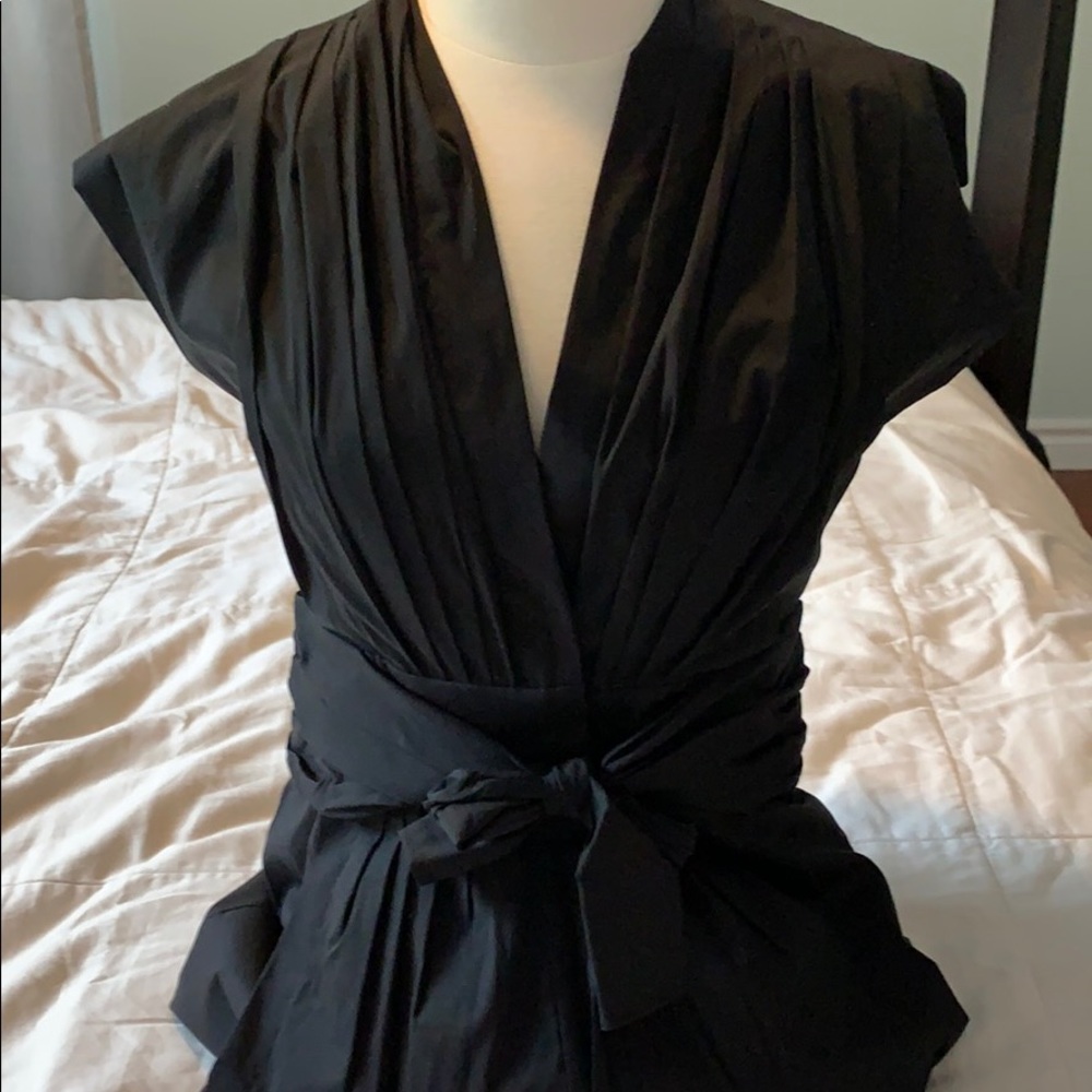 Super lightweight unique BCBGMAXAZRIA dress